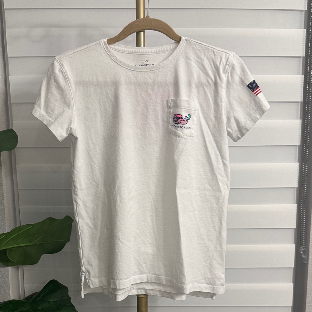 Vineyard Vines Field Hockey Whale T-Shirt White Women's Small - Girls XL 16 - Picture 2 of 7